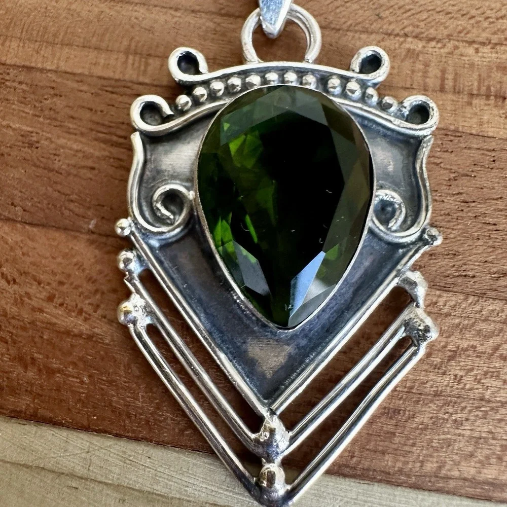 Vintage Brutalist Artisan Pendant 2 Inch Green Lab Peridot Gem 925 Sterling 7.7g